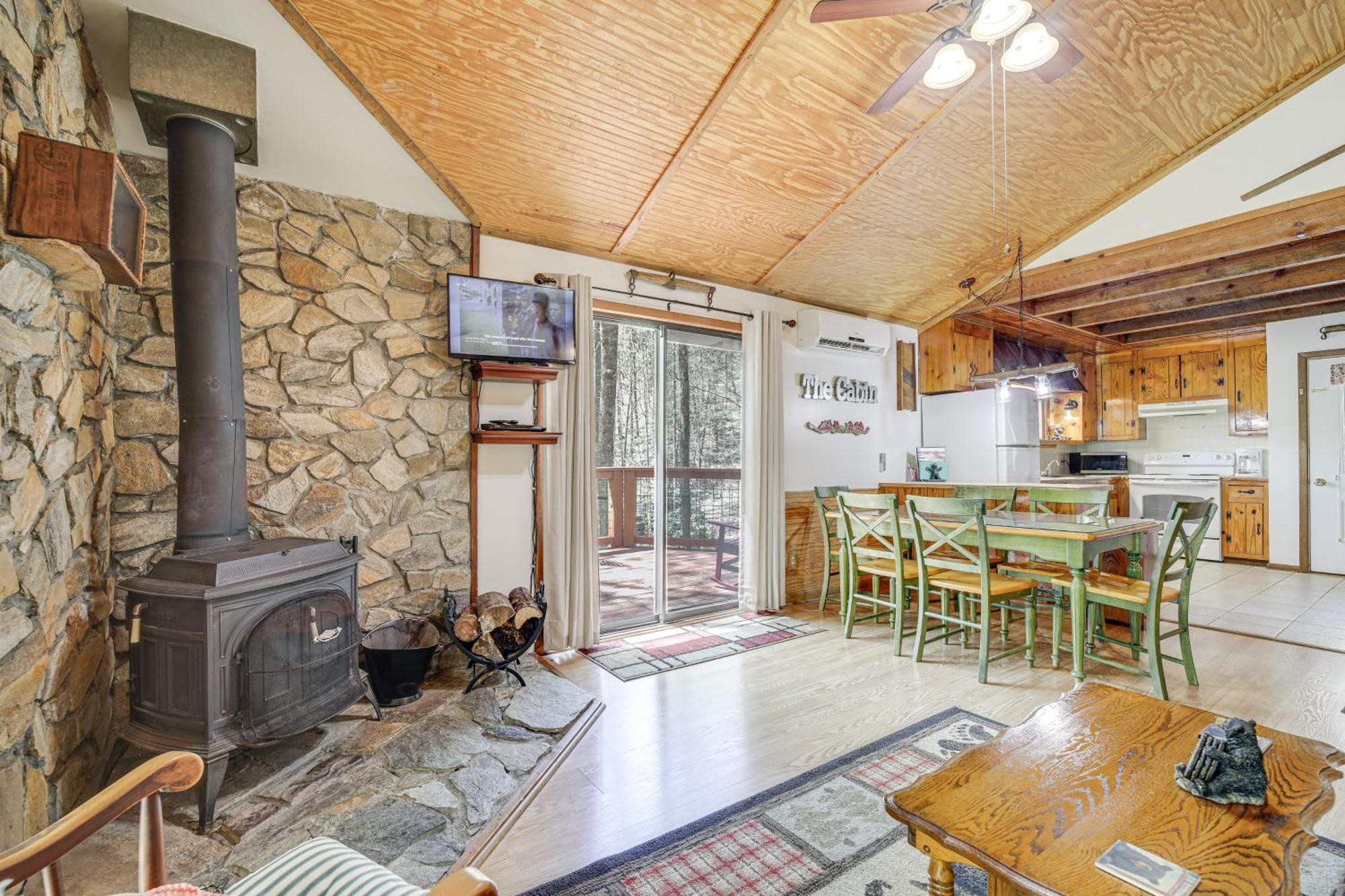 Creekside Whittier Cabin With Fire Pit Near Hiking! Esterno foto