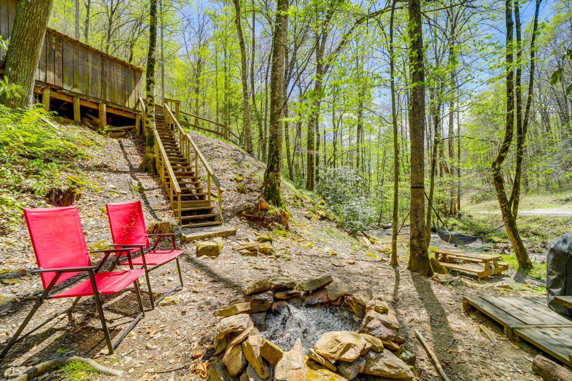 Creekside Whittier Cabin With Fire Pit Near Hiking! Esterno foto